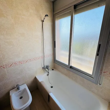 Magnifico Piso Con Piscina Y Terraza Grande Cerca De La Playa *