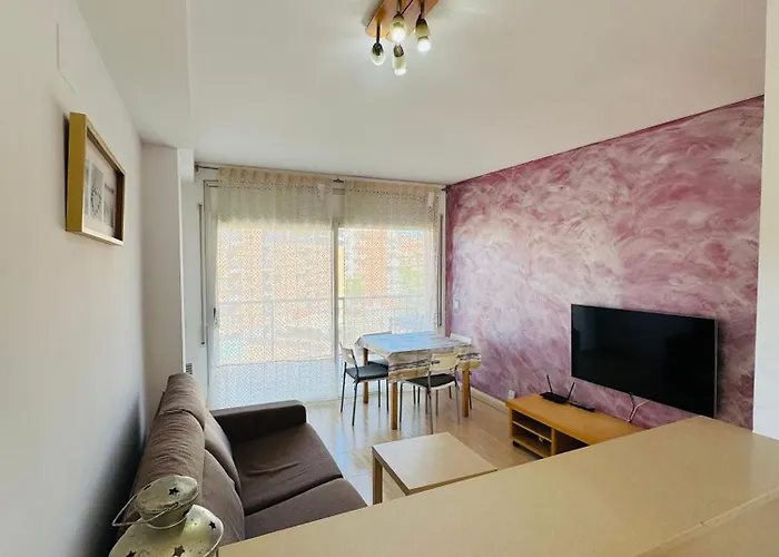 Magnifico Piso Con Piscina Y Terraza Grande Cerca De La Playa