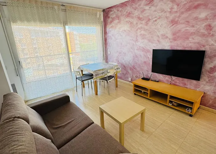 Magnifico Piso Con Piscina Y Terraza Grande Cerca De La Playa